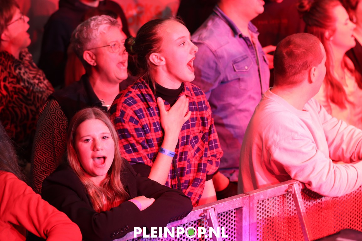 Publiek Zondag DEEL 2       (18)